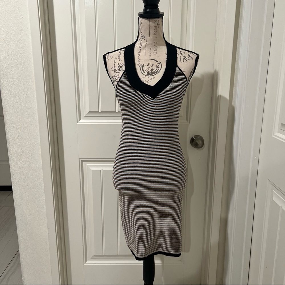 La Cite Sleeveless Gold/black bodycon Shimmery Cross-Back cocktail Mini Dress M